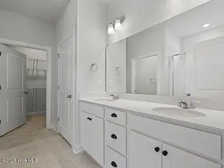1159 Forest Bend Drive NW, Calabash, NC 28467 – photo 8: bth