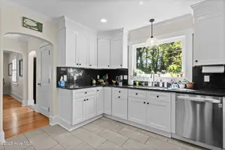 418 Forest Hills Drive, Wilmington, NC 28403 – photo 17: kitchen