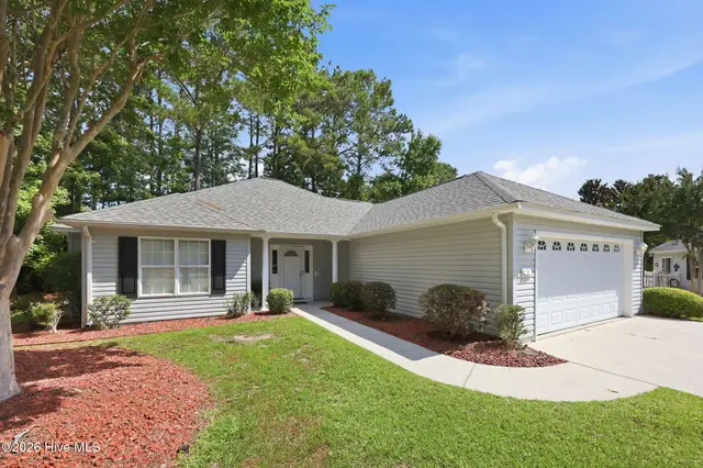 702 Hummingbird S, Swansboro, NC 28584