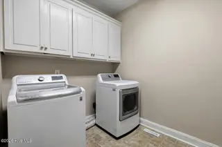 206 Creekside Drive, Goldsboro, NC 27534 – photo 16: 38-206 Creekside Dr-38