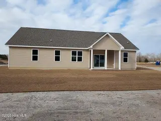 657 Bright Harvest Drive, Maysville, NC 28555 – photo 5: Similar Build
