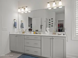 233 Coastline Circle, Cedar Point, NC 28584 – photo 21: Primary vanity