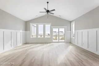 723 N Topsail Drive, Surf City, NC 28445 – photo 9: IMG_7876