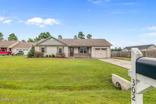 302 Basil Court, Hubert, NC 28539 – photo 3: 3