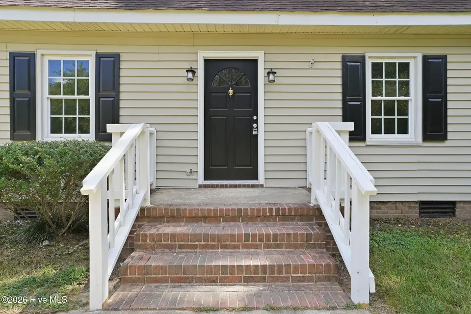 2522 Buckingham Road NW, Wilson, NC 27896 – photo 1 of 44: 2-web-or-mls-DSC09172