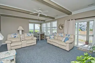 2804 Pier Pointe Drive 7a1, Emerald Isle, NC 28594 – photo 8: Living Room