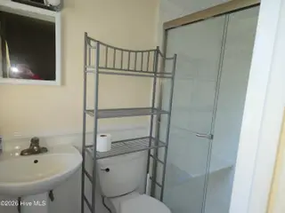 725 Clayton Street, Rocky Mount, NC 27803 – photo 8: 2nd bath