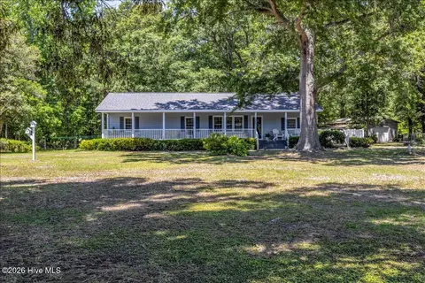 110 Dogwood Cir, Leland