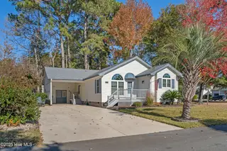 482 Pepper Breeze Avenue SW, Calabash, NC 28467 — 2-bedroom home in Saltaire Village, Calabash, NC, photo 1 of 54: 482 pepper breeze ave sw - 08