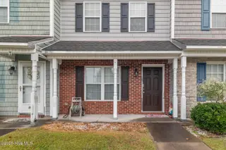 102 Springwood Drive, Jacksonville, NC 28546 – photo 5: 5
