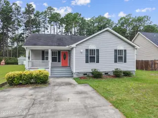 473 Pine Lake Road, Southport, NC 28461 — 4-bedroom home in Boiling Spring Lakes, Southport, NC, photo 2 of 39: 473PineLakeRd - 2