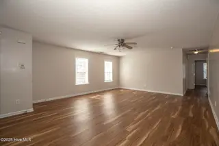 1008 S 10th Street, Wilmington, NC 28401 — 3-bedroom home in Downtown, Wilmington, NC, photo 7 of 29: 10thS1008-2LRDanL33A6287 copy