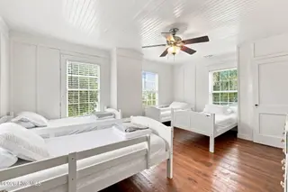 913 Bridges Street, Morehead City, NC 28557 – photo 24: Bedroom 4