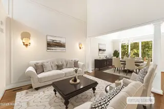 573 Coral Ridge Road, Pine Knoll Shores, NC 28512 – photo 6: Parlor