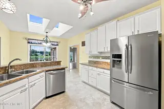 113 Kelso Road, New Bern, NC 28562 – photo 15: 15-web-or-mls-DSC_9113_edit