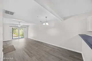 3967 Winds Ridge Drive, Wilmington, NC 28409 — 3-bedroom townhome in Winds Ridge, Wilmington, NC, photo 11 of 54: 12_dining area