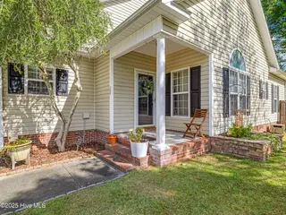 200 Fairmont Lane, Jacksonville, NC 28540 — 3-bedroom home in Williamsburg Plantation, Jacksonville, NC, photo 9 of 64