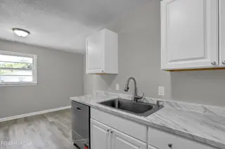 135 Jupiter Trail, Jacksonville, NC 28546 – photo 10: 6G8A9619