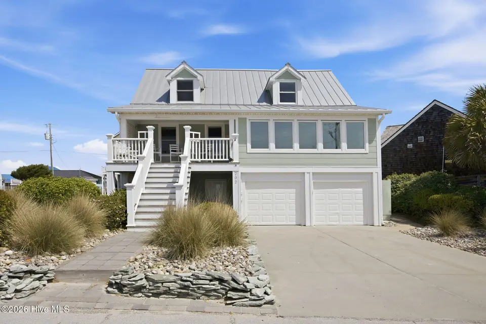 202 W Atlantic Boulevard, Atlantic Beach, NC 28512 – photo 1 of 68: Main