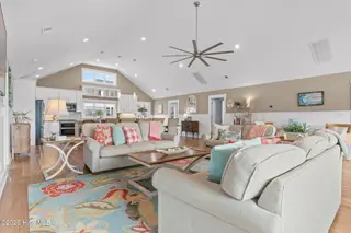 226 W First Street, Ocean Isle Beach, NC 28469 – photo 16: 38-web-or-mls-Cammediallc.com (61 of 84)