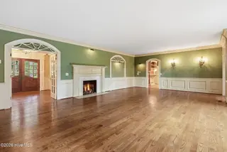 60 Lake Dornoch Drive, Pinehurst, NC 28374 – photo 10: Living Room