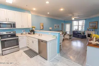 395 S Crow Creek Drive NW Unit 1201, Calabash, NC 28467 — 2-bedroom condo in Crow Creek, Calabash, NC, photo 5 of 41