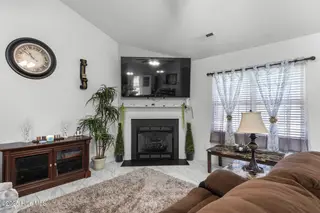 250 Rowland Drive, Richlands, NC 28574 – photo 7: rowland-8