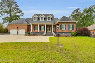 611 Creekwood Drive, Trent Woods, NC 28562 – photo 1: 611 Creekwood Drive
