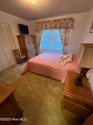 1701 S Nc 41 And 111 Highway, Beulaville, NC 28518 — 4-bedroom home, Beulaville, NC, photo 18 of 27: bedroom 1