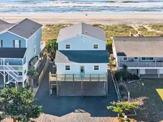 877 Ocean Boulevard W, Holden Beach, NC 28462 – photo 2: 73-kahunaphoto