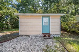 314 NE 75th Street, Oak Island, NC 28465 – photo 17: mls-DSC03125