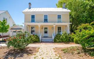 212 Broad Street, Beaufort, NC 28516 – photo 1: Main