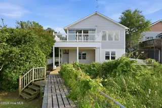 1510 Avery Street, Morehead City, NC 28557 – photo 4: Waterside of home