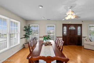 247 W Second Street, Ocean Isle Beach, NC 28469 – photo 17: 19-web-or-mls-DSC02174