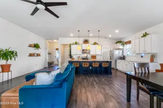310 Edgewater Way, Surf City, NC 28445 – photo 10: img_0918