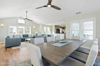 648 Ocean Boulevard W, Holden Beach, NC 28462 — 3-bedroom home in Bacon Island Harbor, Holden Beach, NC, photo 8 of 65: mls-DSC05366