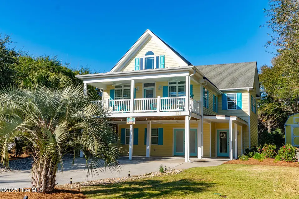 151 Doe Drive, Emerald Isle, NC 28594 – photo 1 of 67: 151 Doe Drive