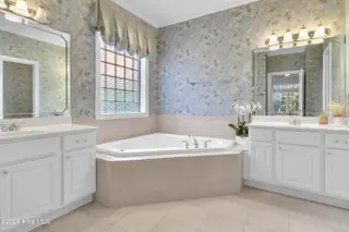 8724 Sedgley Drive, Wilmington, NC 28412 – photo 22: Primary Bathroom