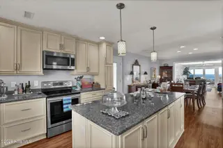 913 N Anderson Boulevard, Topsail Beach, NC 28445 – photo 13: 6G8A4003