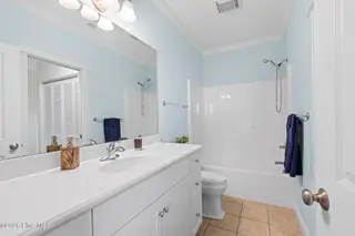 112 Oakleaf Drive 1003-A, Pine Knoll Shores, NC 28512 – photo 22: 2nd bath