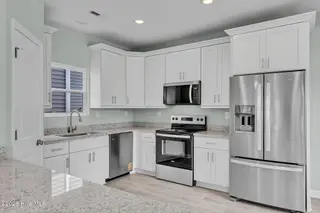 423 Elcinoca Drive, Elizabeth City, NC 27909 – photo 13: 21-web-or-mls-18-print-DSC_1211