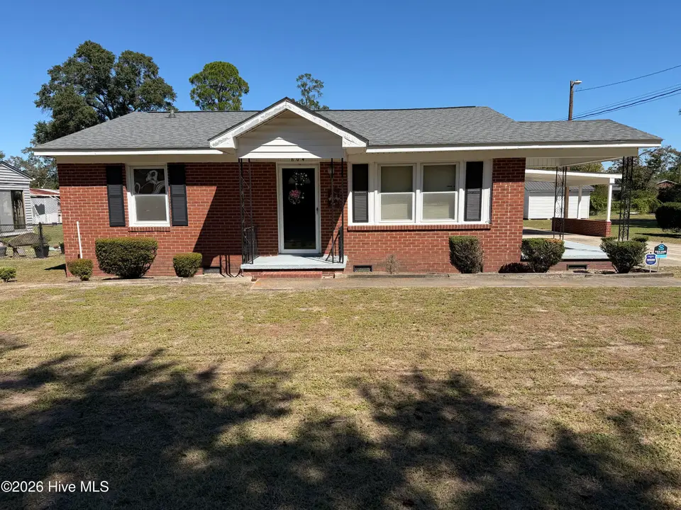 604 W Boundary Street, La Grange, NC 28551 — 3-bedroom home, La Grange, NC, photo 1 of 6: IMG_4170