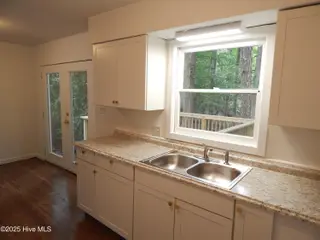 112 Ridge Place, Greenville, NC 27834 – photo 9: DSCN4439