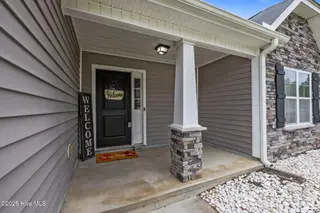 304 Station House Road, New Bern, NC 28562 – photo 4: 41-web-or-mls-DSC_7469