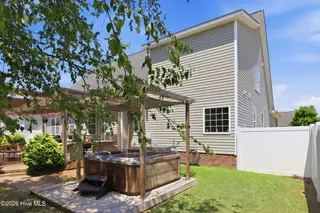 2822 Sunny Vale Drive, Winterville, NC 28590 – photo 8: 53-web-or-mls-IMG_4141