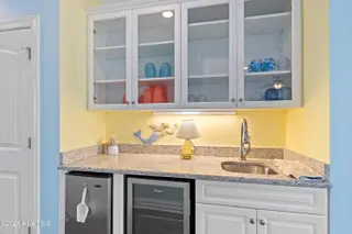 115 Deal Drive, Holden Beach, NC 28462 — 5-bedroom home in Deal, Holden Beach, NC, photo 23 of 70: 115DealDr - 24