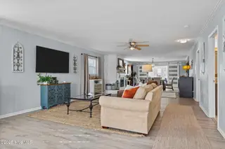 205 Barefoot Lane, Atlantic Beach, NC 28512 – photo 18: 25-web-or-mls-1S3A9719