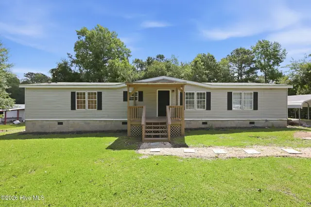 123 Youpon Drive, Hubert, NC 28539