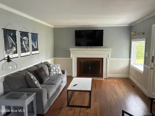 415 E 5th Street, Washington, NC 27889 – photo 8: Living room