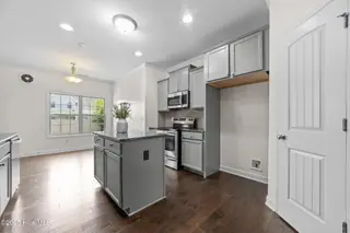 1105 Katie Lane, Greenville, NC 27834 – photo 14: 28-web-or-mls-LHV_1074